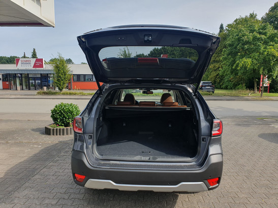 Subaru Outback 2.5i Platinum